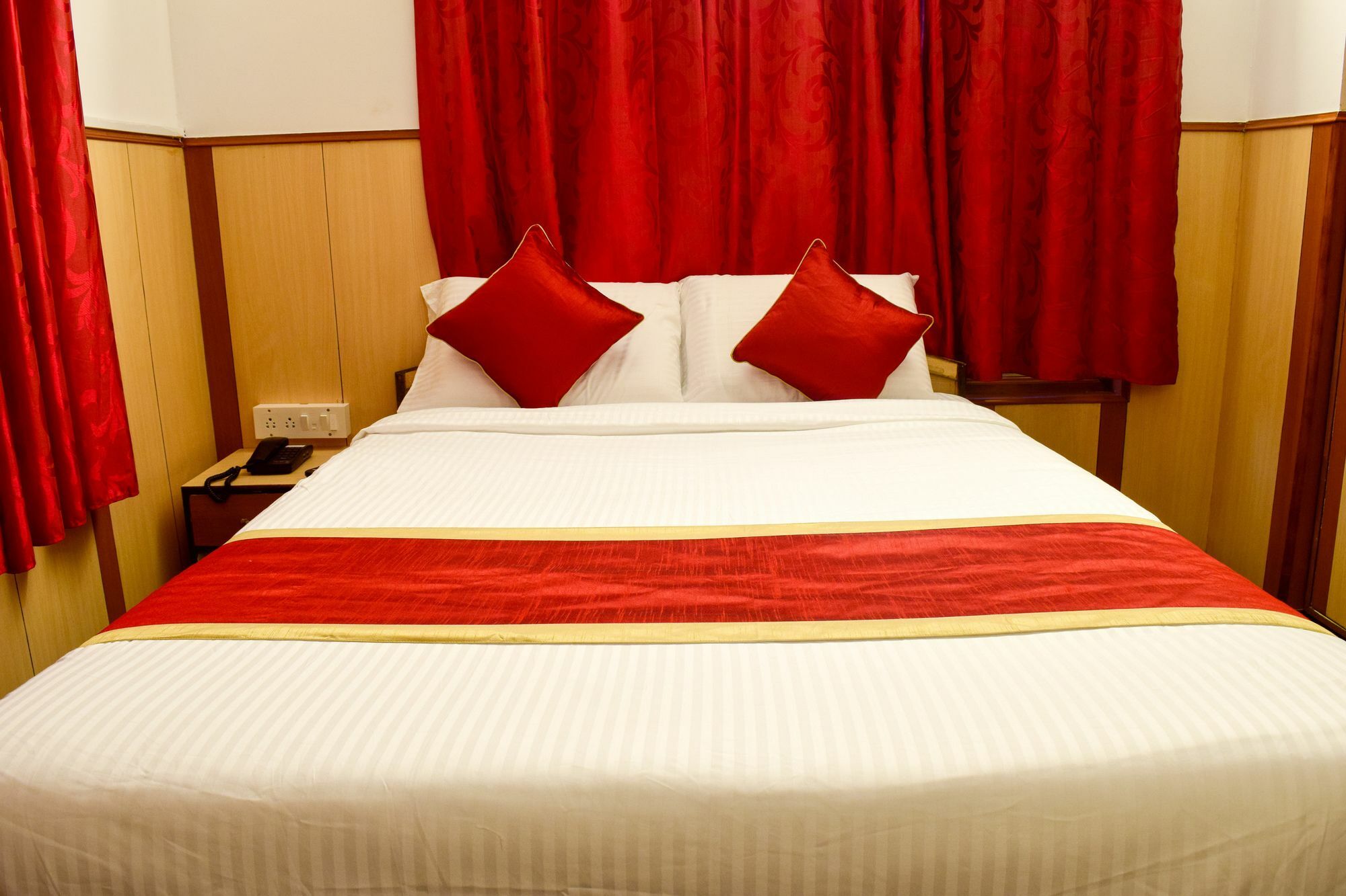 Fabhotel Shivaals Residency - Rajajinagar Bangalore Ngoại thất bức ảnh
